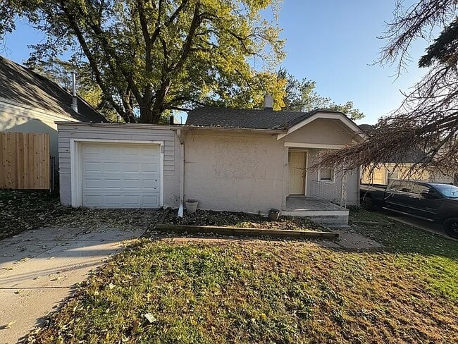 property at 6113 Spaulding St