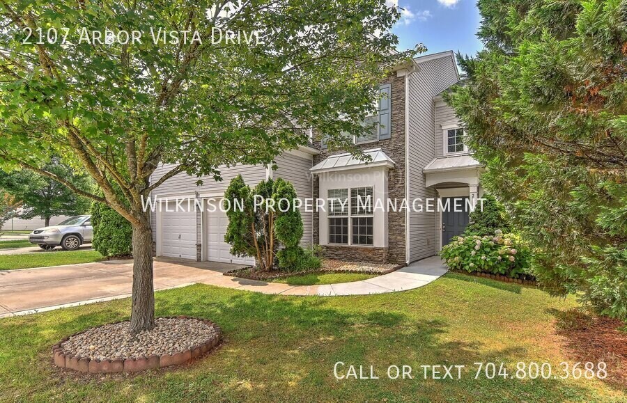 2107 Arbor Vista Dr in Charlotte, NC - Building Photo