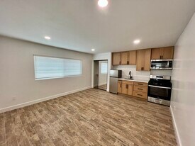 1739 Monterey Blvd, Unit Hermosa Beach Studio in Hermosa Beach, CA - Building Photo