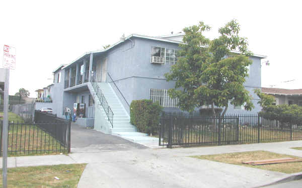 917-919 N Ardmore Ave in Los Angeles, CA - Foto de edificio - Building Photo