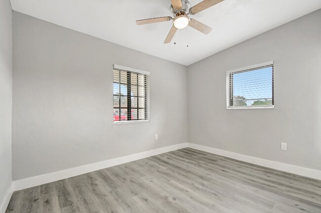 259 NW 29th Terrace-Unit -1 in Fort Lauderdale, FL - Building Photo - Building Photo