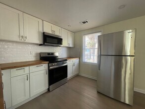 203 17th St in Tybee Island, GA - Building Photo - Building Photo