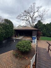 137 Richard Ave in Elmhurst, IL - Building Photo - Building Photo