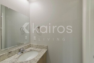 1636 S Razorback Rd in Fayetteville, AR - Building Photo - Building Photo