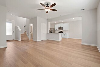 21550 Bluebonnet Bay Dr in Magnolia, TX - Building Photo - Building Photo