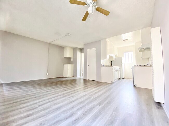 1827 Butler Ave, Unit 7 in Los Angeles, CA - Building Photo - Building Photo