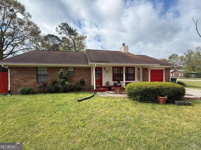 704 Olive St in Hinesville, GA - Building Photo - Building Photo