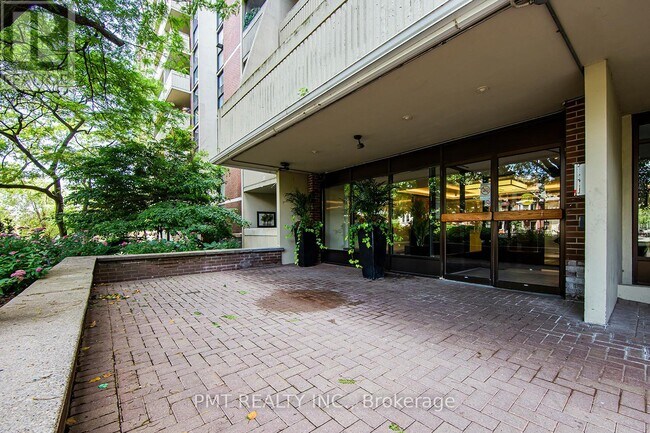 40 Homewood Ave in Toronto, ON - Building Photo - Building Photo