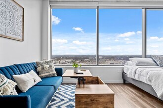 2006 West End Ave in Nashville, TN - Building Photo - Building Photo