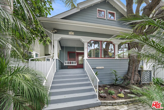 property at 28 Clubhouse Ave