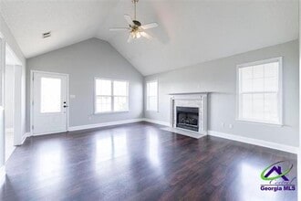 104 Brittland Dr in Bonaire, GA - Building Photo - Building Photo