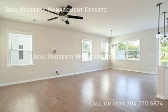 9021 Widden Way in Charlotte, NC - Building Photo - Building Photo