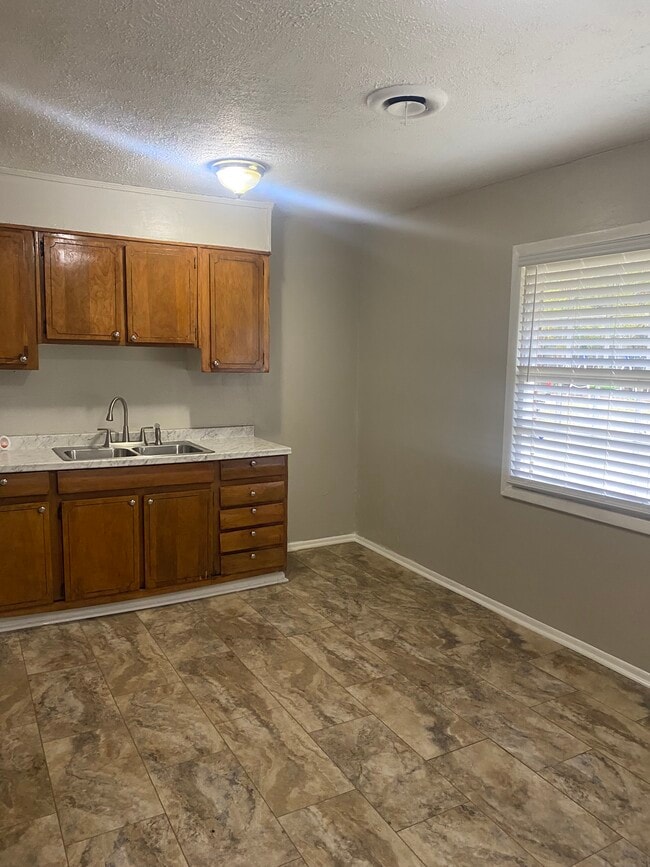 1947 Atlantic Ave in Orangeburg, SC - Building Photo - Building Photo