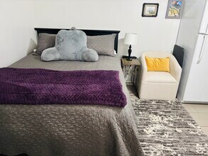 621 Fairbanks St, Unit Studio A in Houston, TX - Building Photo - Building Photo