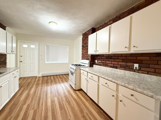 79 Morris St in Boston, MA - Building Photo - Building Photo