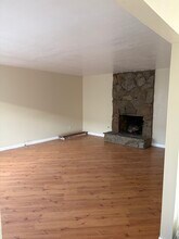 928 E Vista del Playa Ave in Orange, CA - Foto de edificio - Building Photo