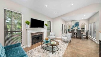 MAA Mansion in Lexington, KY - Building Photo