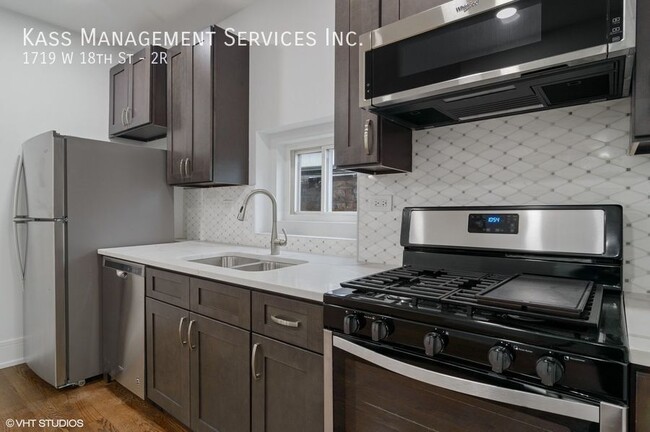 property at 1719 W 18th St