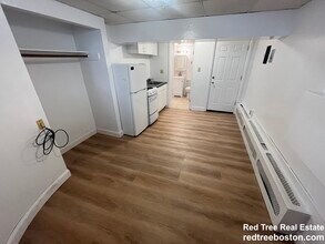 503 Beacon St, Unit A in Boston, MA - Foto de edificio - Building Photo