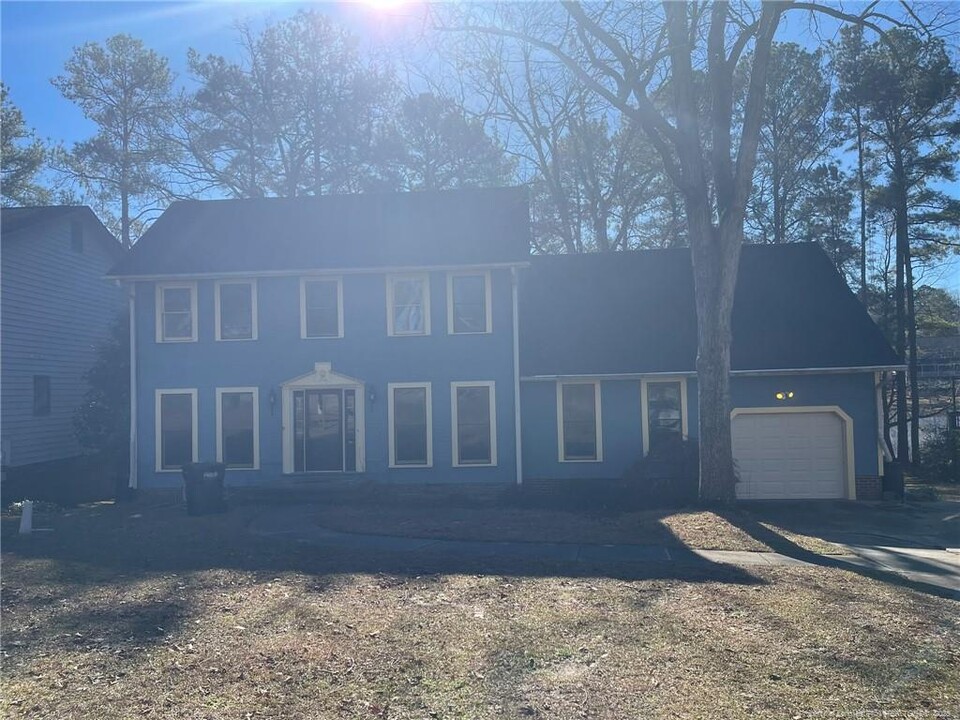 609 Georgetown Cir in Fayetteville, NC - Building Photo