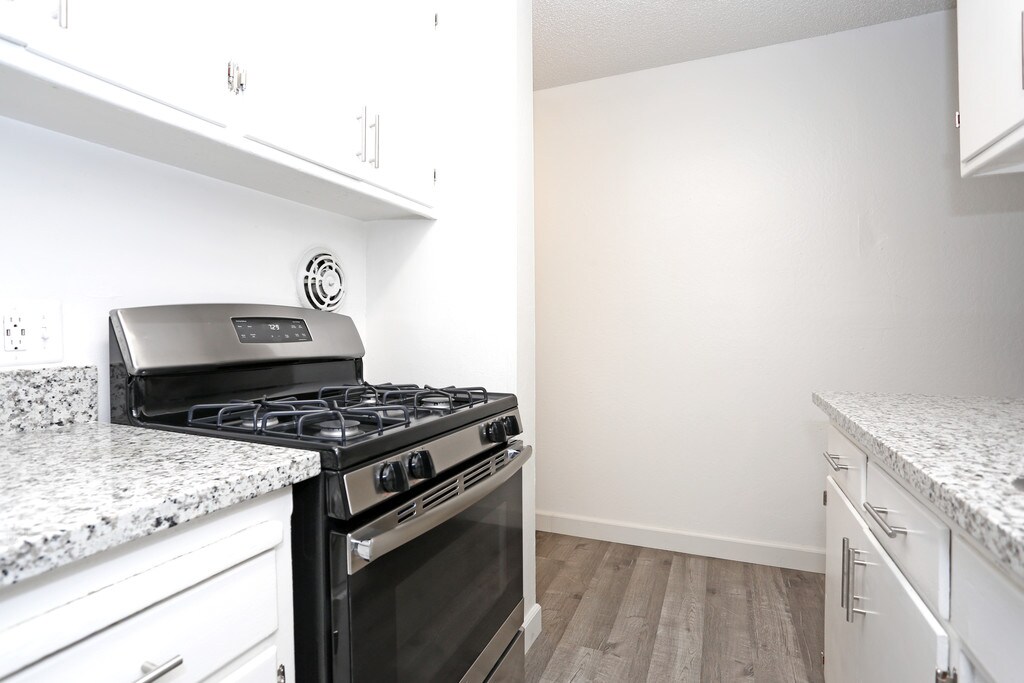 McClellan Court Apartments North Highlands, CA Apartments For Rent