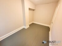 4839 Merion Ave photo'