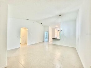 8 Coral Reef Ct N in Palm Coast, FL - Building Photo - Building Photo