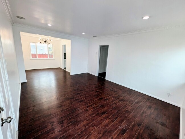 property at 2125 Carmona Ave