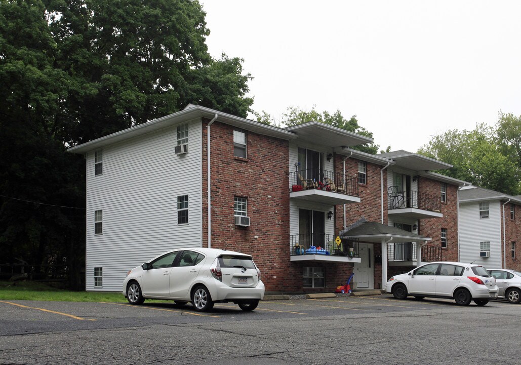 Perry Street Apartments in North Grafton, MA - Building Photo