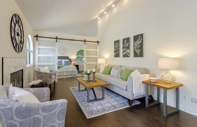 property at 478 N Winchester Blvd