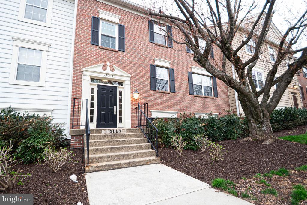 12009 Golf Ridge Ct in Fairfax, VA - Building Photo