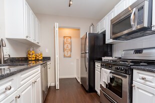 Ellington Metro West in Westborough, MA - Building Photo