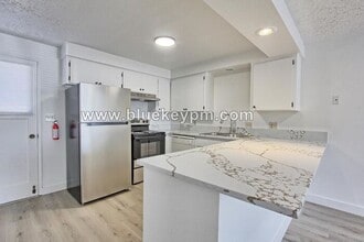 218 SE Clark Ave in Battle Ground, WA - Building Photo - Building Photo