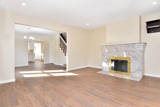 32 Brookridge Ave in Eastchester, NY - Building Photo - Building Photo