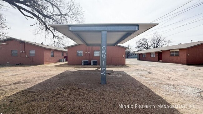 2302 W 16th St in Plainview, TX - Building Photo - Building Photo