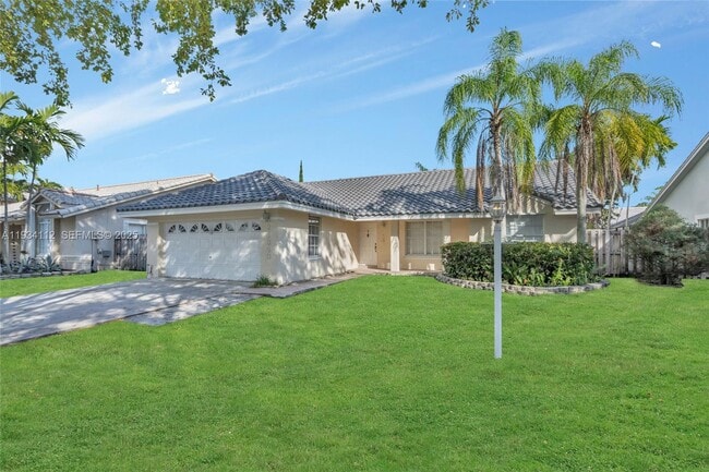 21343 SW 94th Ct in Cutler Bay, FL - Building Photo - Building Photo