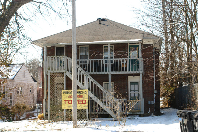 107 Crestwood Ave in Louisville, KY - Foto de edificio - Building Photo