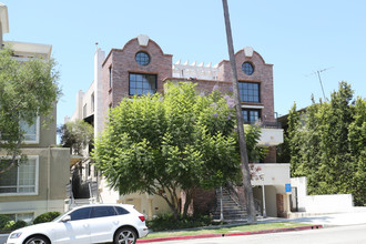 2337 S Beverly Glen Blvd in Los Angeles, CA - Building Photo - Building Photo