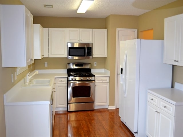 200 Crossview Dr in Simpsonville, SC - Building Photo - Building Photo