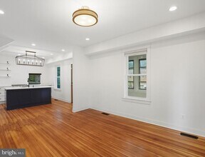 2110 S Fillmore St in Arlington, VA - Building Photo - Building Photo