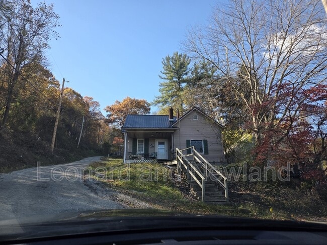 property at 750 S 9th St