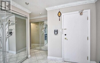1-701 Reidmount Ave in Toronto, ON - Building Photo - Building Photo