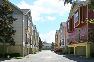 Stadium Properties & The Highlands in Tallahassee, FL - Foto de edificio - Building Photo