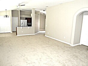 6821 Aramon Ct in Wesley Chapel, FL - Building Photo - Building Photo