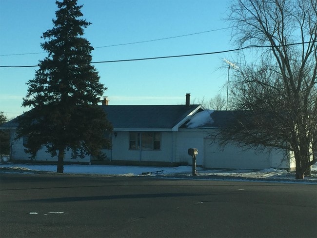 property at 4497 S Isabella Rd
