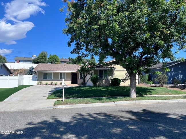 888 Appleton Rd in Simi Valley, CA - Building Photo - Building Photo