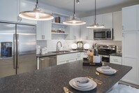 Building Photo - Novel Lucerne Apartments in Orlando, Florida