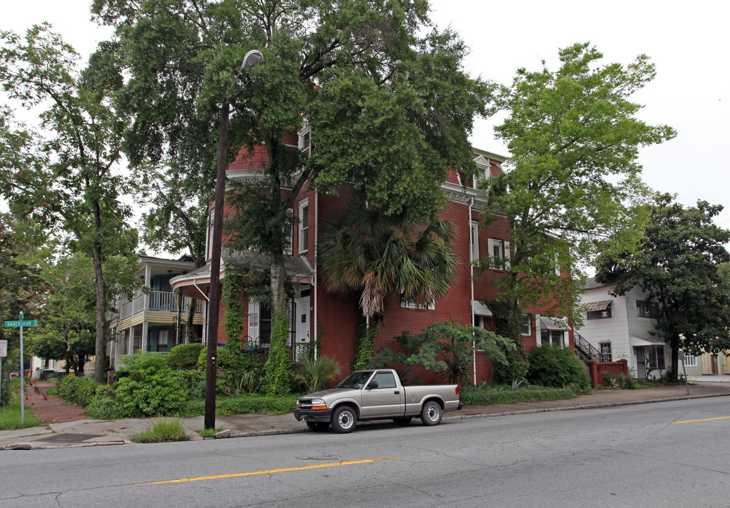 401-403 E Duffy St in Savannah, GA - Building Photo