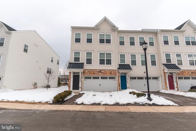 2305 Maci's Cir in Warrington, PA - Building Photo - Building Photo