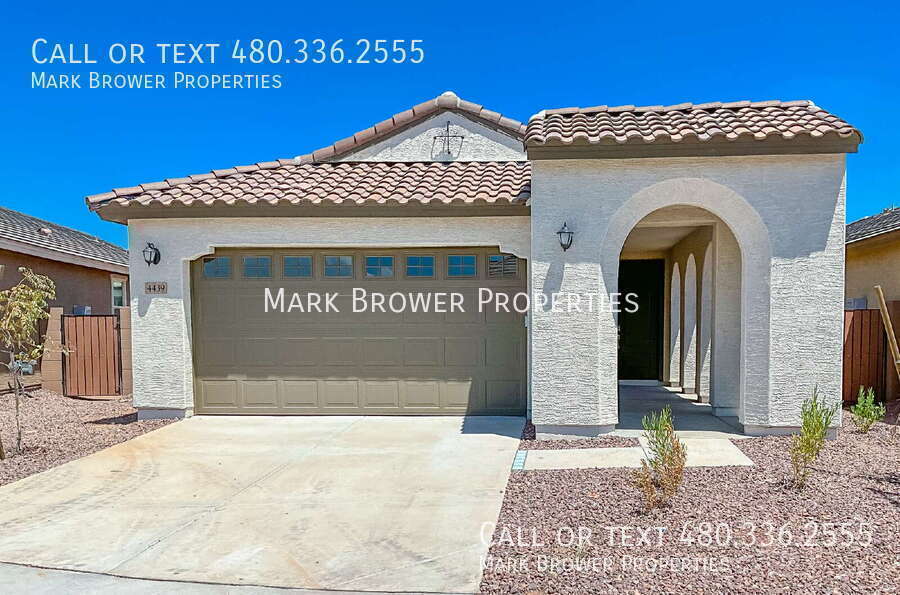 4439 N 94th Dr in Phoenix, AZ - Building Photo